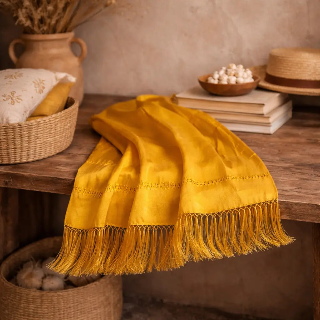 Camino de Mesa / Rebozo "Destello Solar" Casa de Pueblo