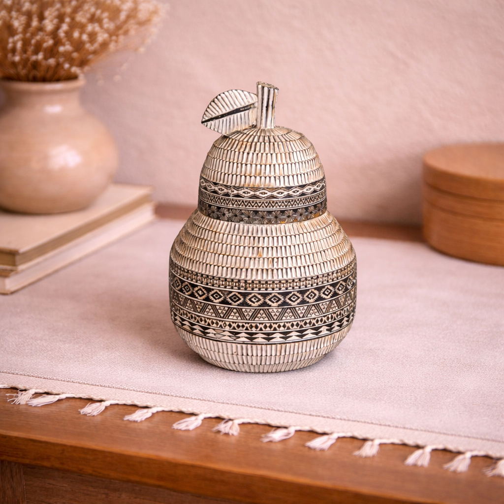 ESCULTURA "PERA TRIBAL" Casa de Pueblo